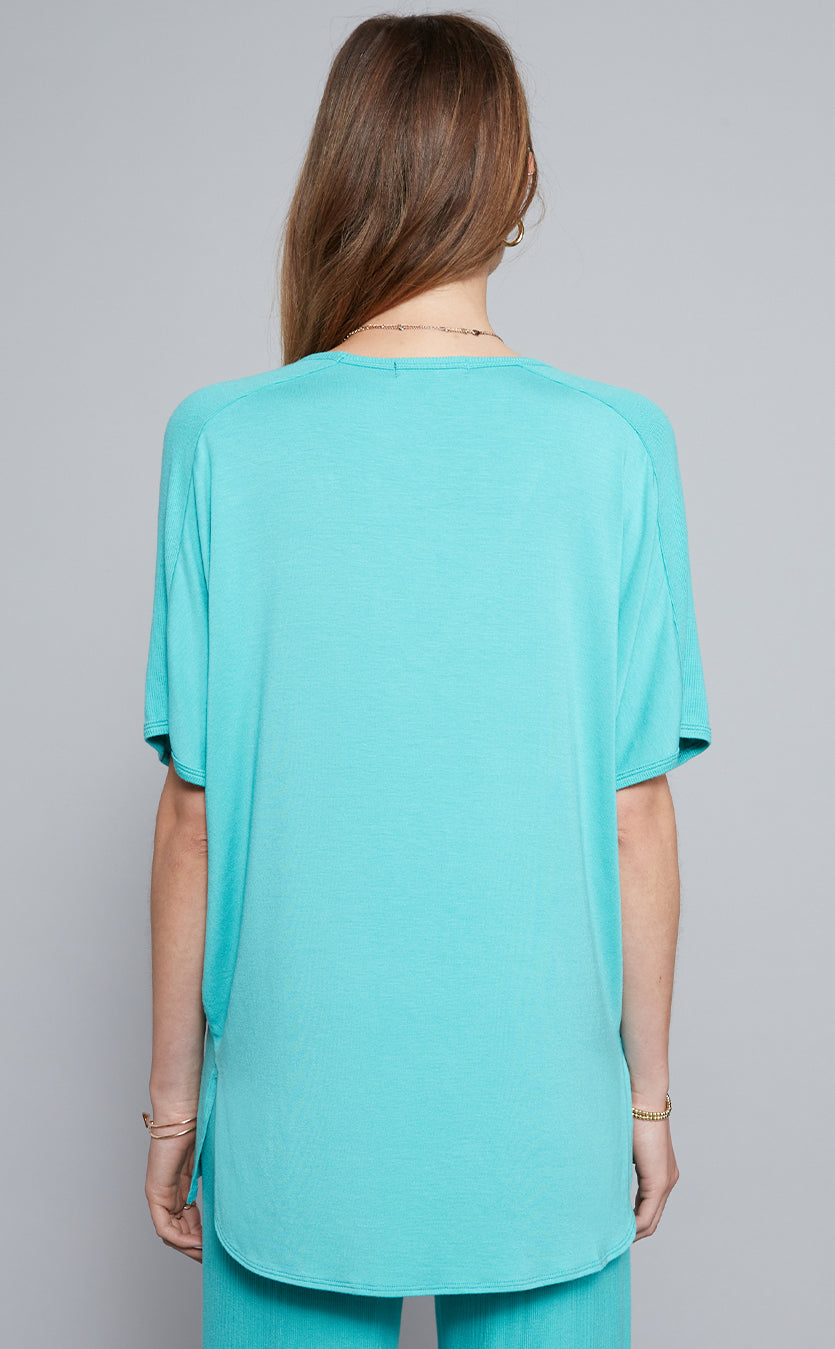 Dolman w/ Shoulder Detail